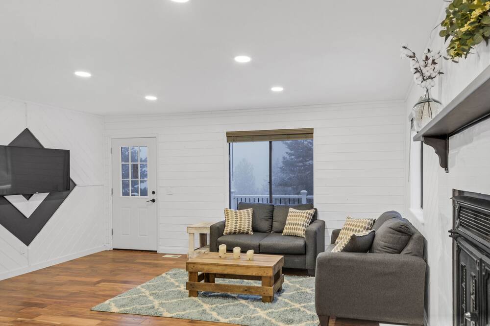 Photo of Livingroom in Doubleheader