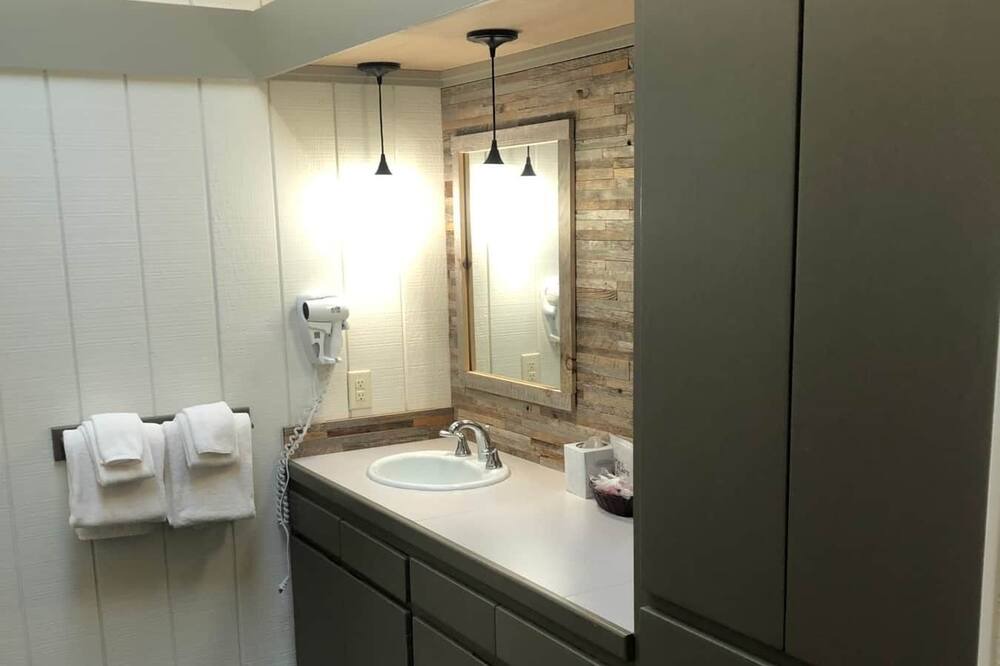Photo of Bathroom in Red Feather Lakes