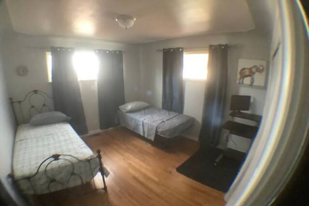 Photo of Bedroom in Wheat Ridge
