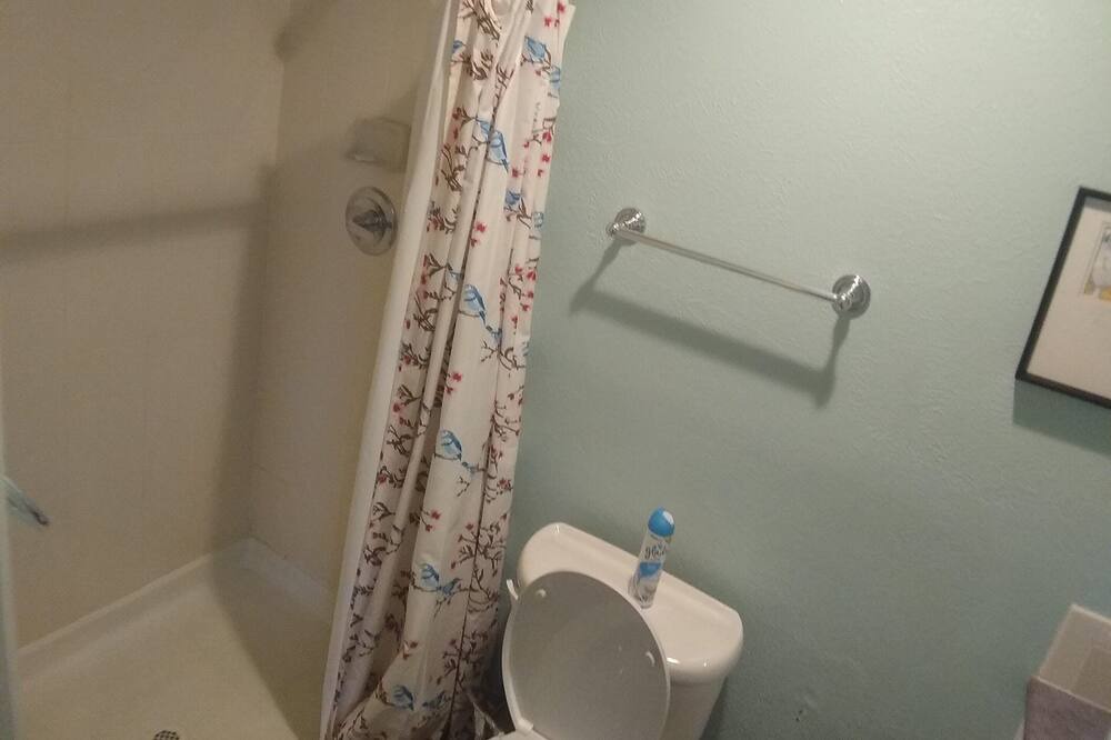 Photo of Bathroom in Wheat Ridge