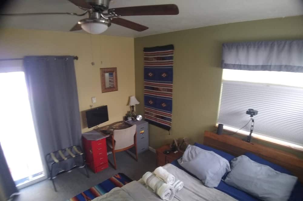 Photo of Bedroom in Wheat Ridge