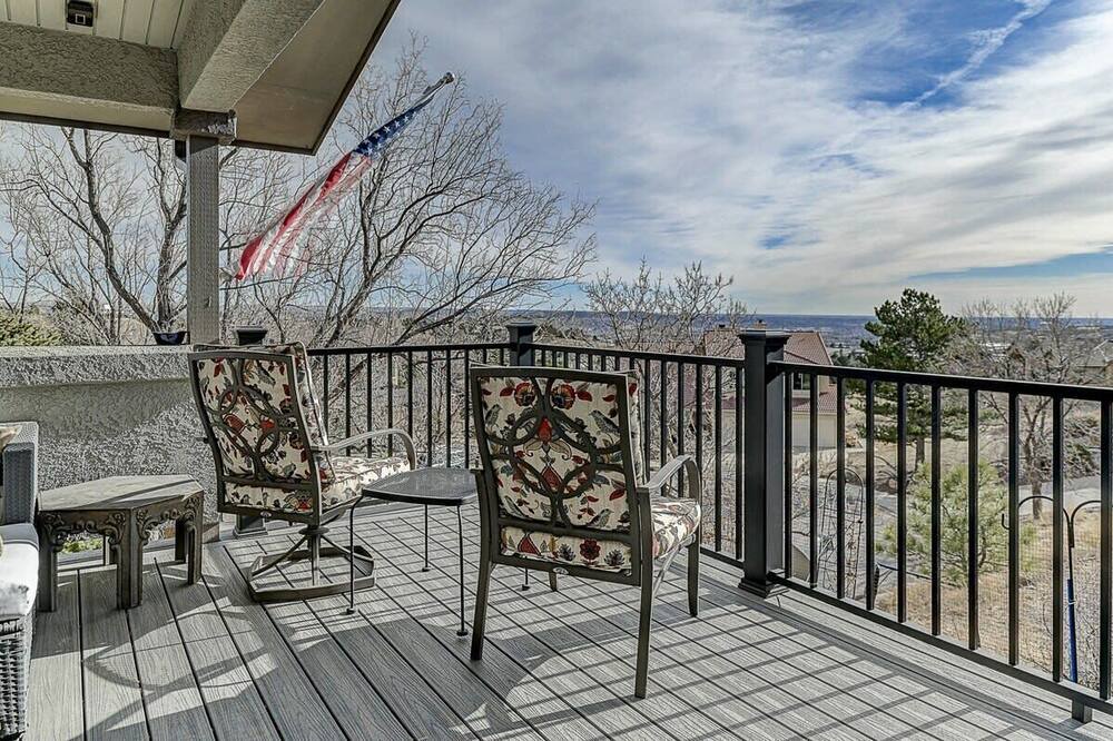 Photo of Outdoor in Mountain Shadows