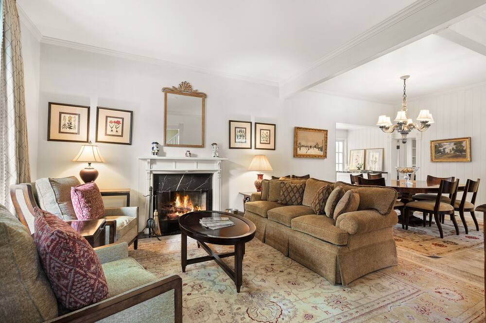 Photo of Livingroom in West End