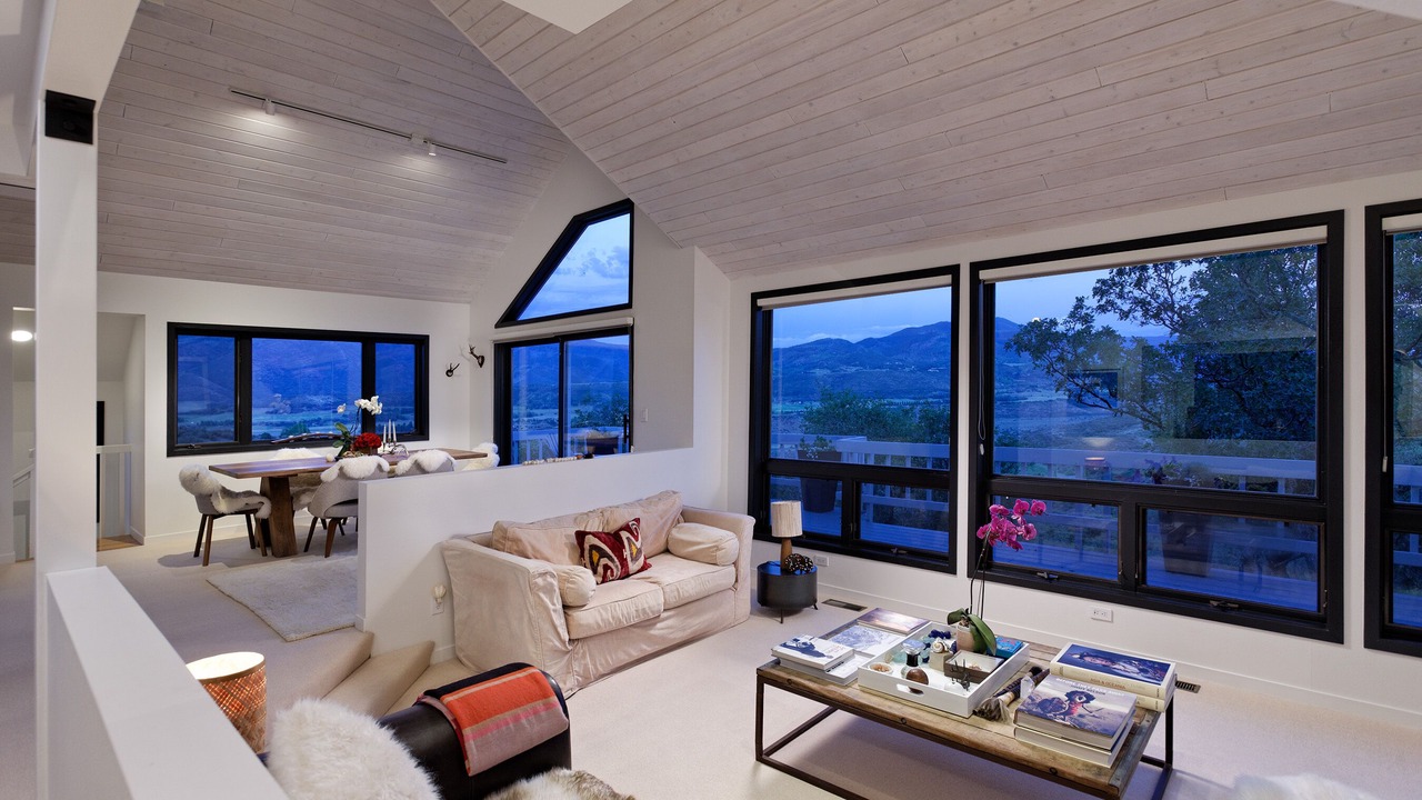 Photo of Livingroom in Brush Creek Village
