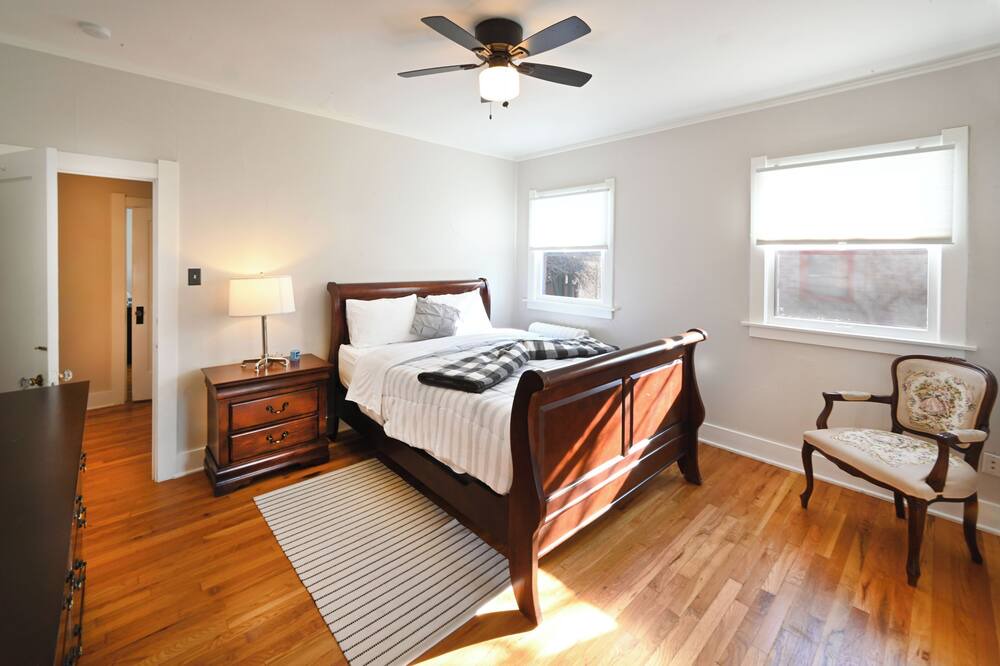 Photo of Bedroom in Hilltop