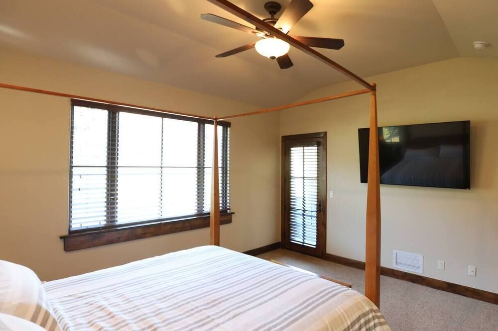 Photo of Bedroom in Gypsum