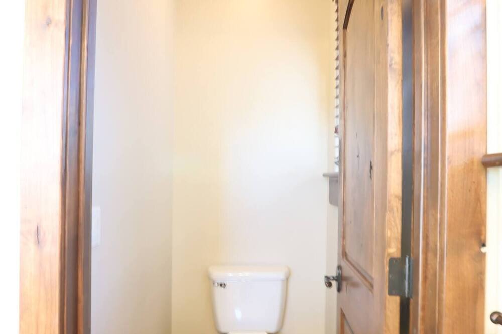Photo of Bathroom in Gypsum