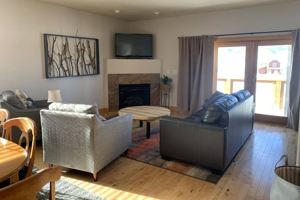 Photo of Livingroom in Grand Elk Ranch