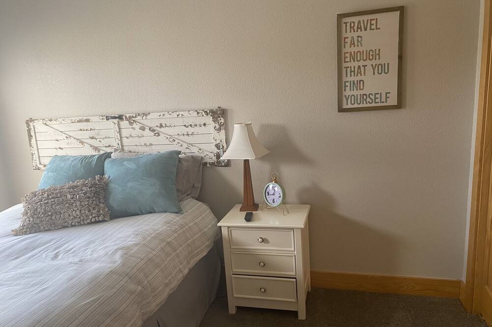 Photo of Bedroom in Grand Elk Ranch