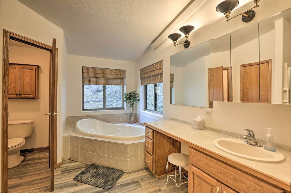 Photo of Bathroom in Idaho Springs
