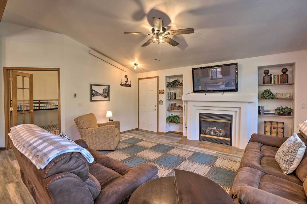 Photo of Bedroom in Idaho Springs