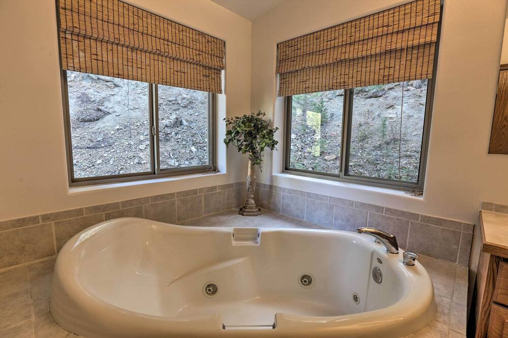 Photo of Bathroom in Idaho Springs