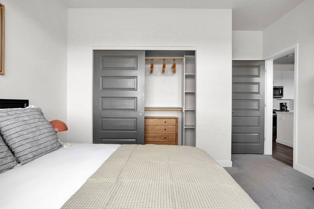 Photo of Bedroom in Ballpark