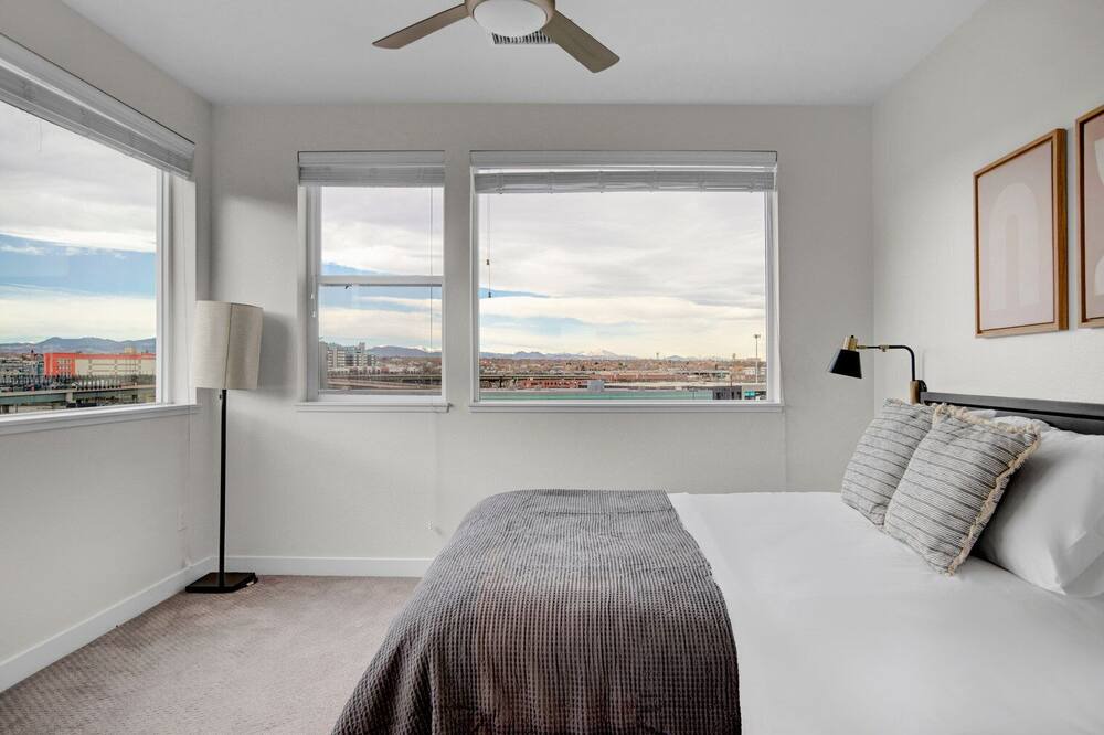Photo of Bedroom in Ballpark