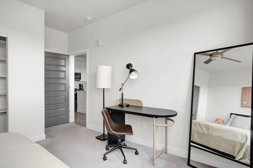 Photo of Bedroom in Ballpark