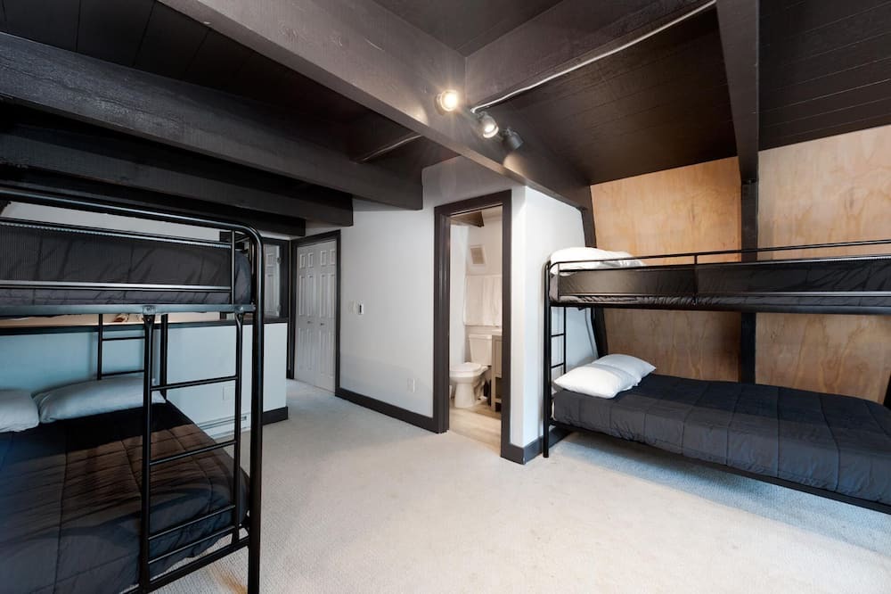 Photo of Bedroom in Purgatory