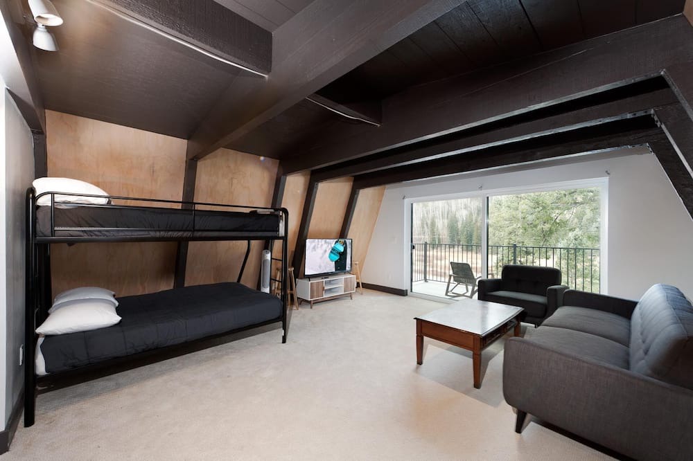 Photo of Bedroom in Purgatory