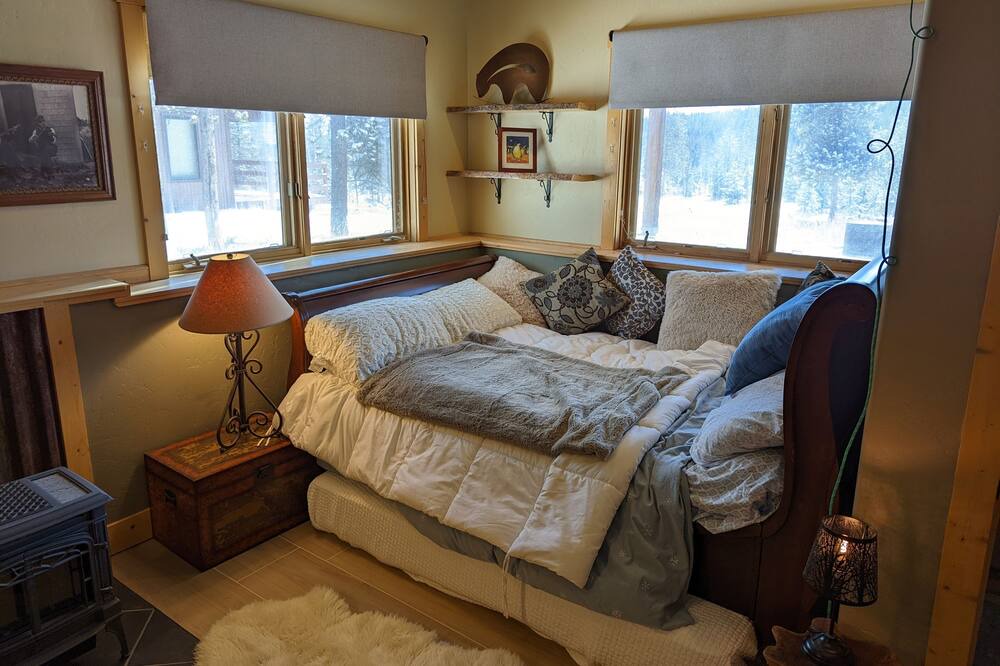 Photo of Bedroom in Tabernash