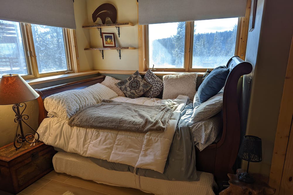 Photo of Bedroom in Tabernash