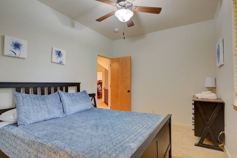 Photo of Bedroom in Palmer Lake