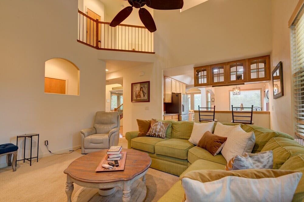 Photo of Livingroom in Palmer Lake