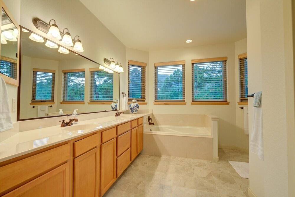 Photo of Bathroom in Palmer Lake