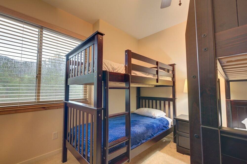 Photo of Bedroom in Palmer Lake