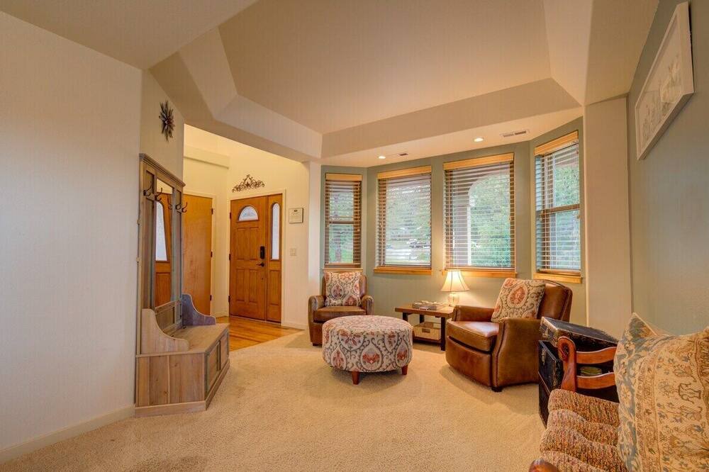 Photo of Livingroom in Palmer Lake
