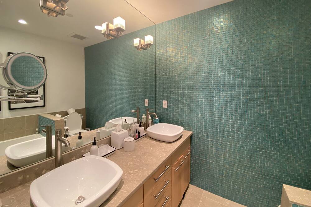 Photo of Bathroom in Eagle