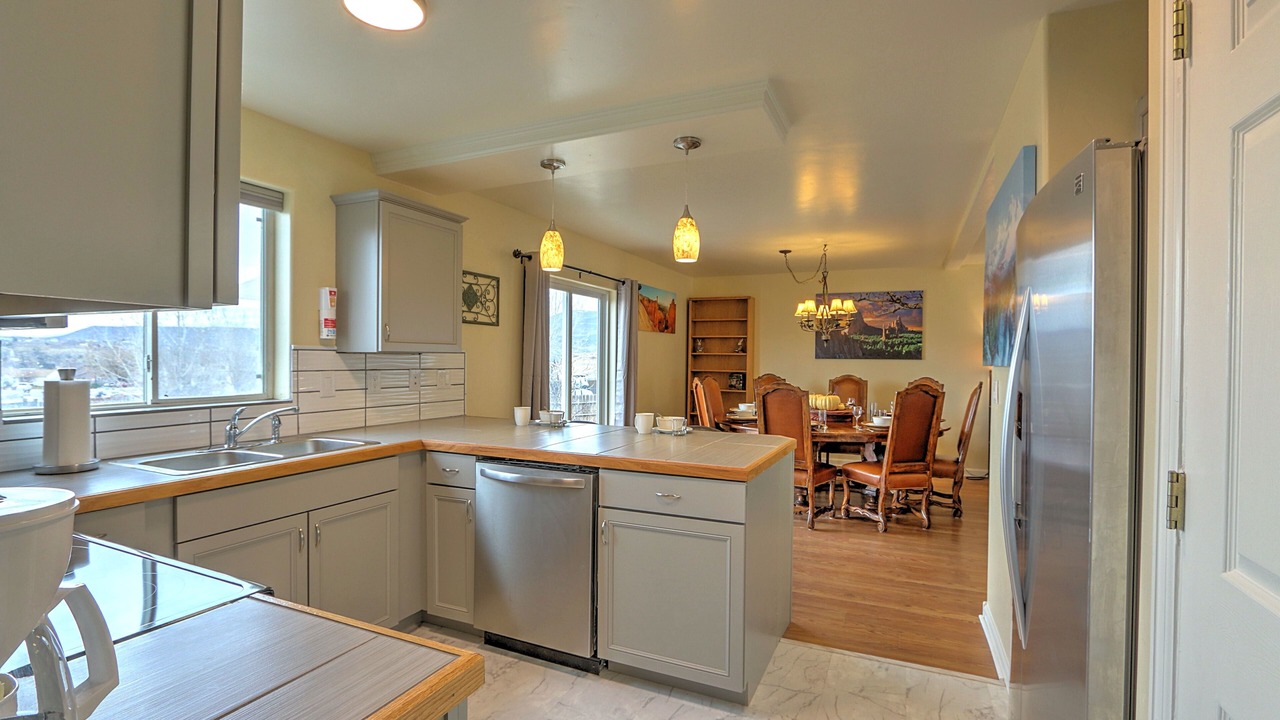 Photo of Kitchen in Rifle