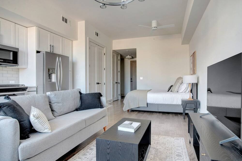 Photo of Bedroom in Civic Center