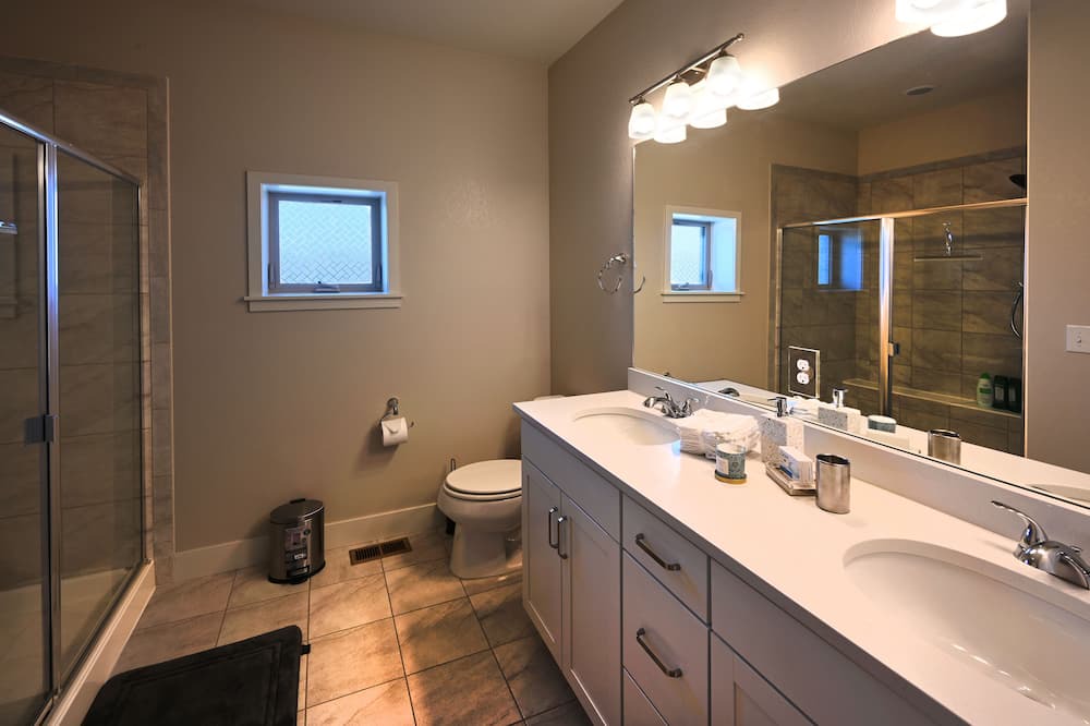 Photo of Bathroom in Northfield