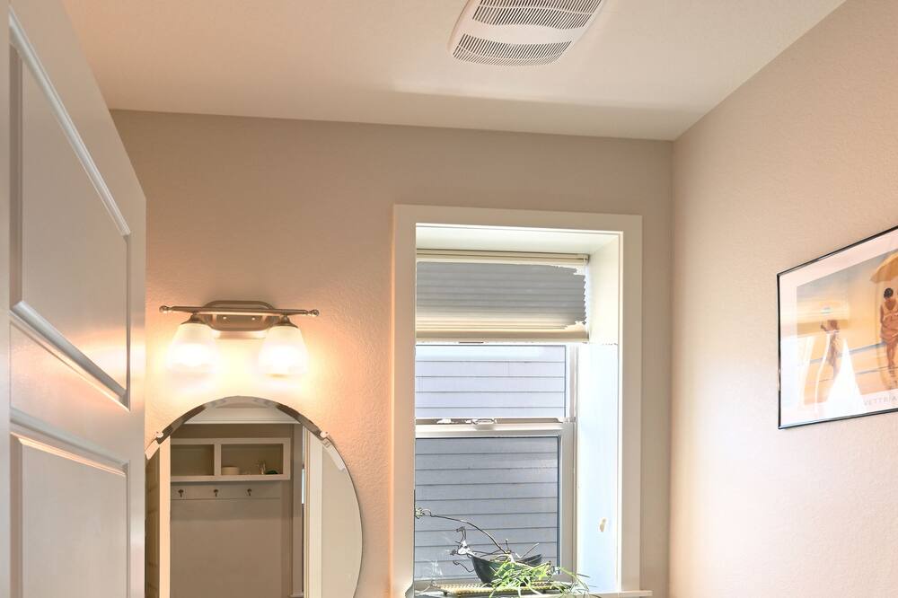 Photo of Bathroom in Northfield