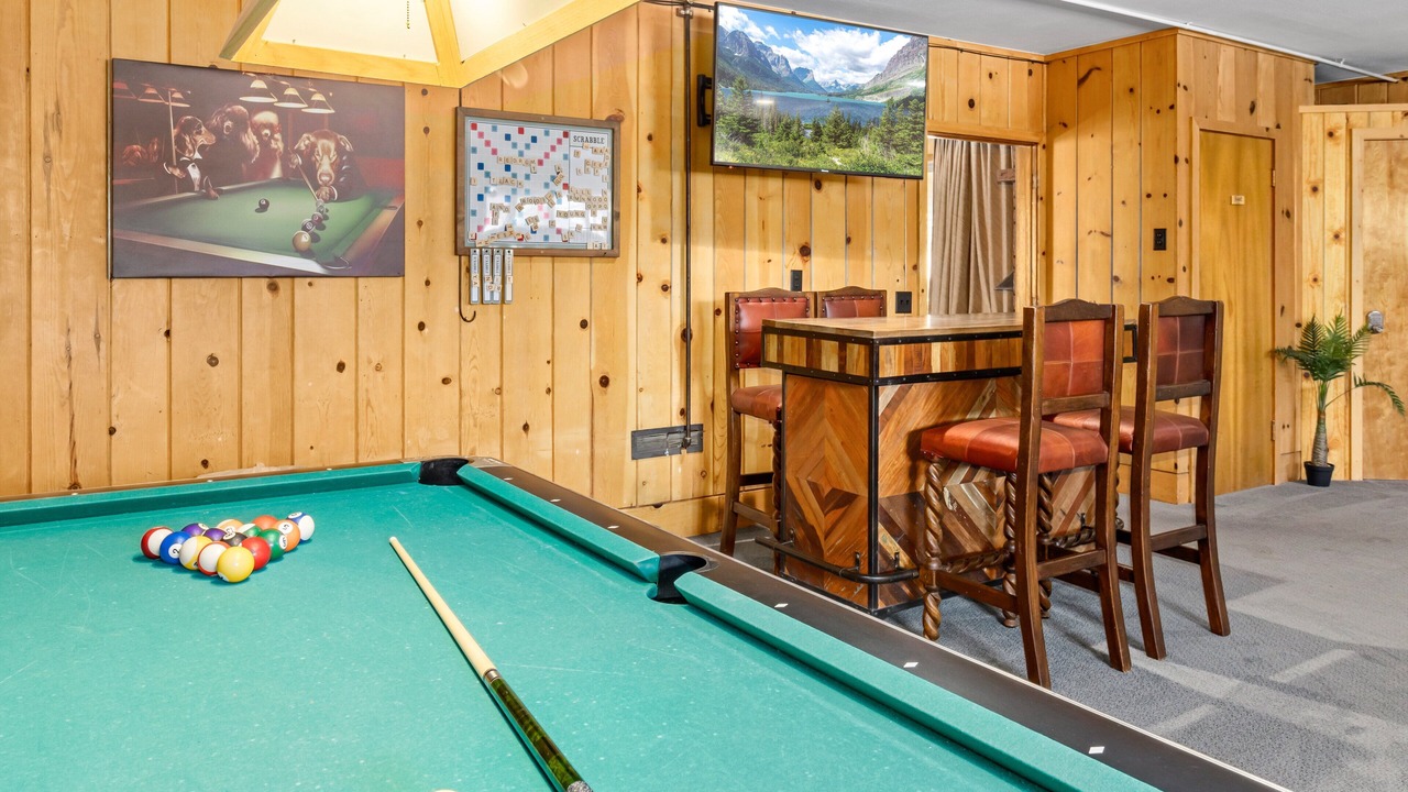 Photo of Bedroom in Stanley Hills