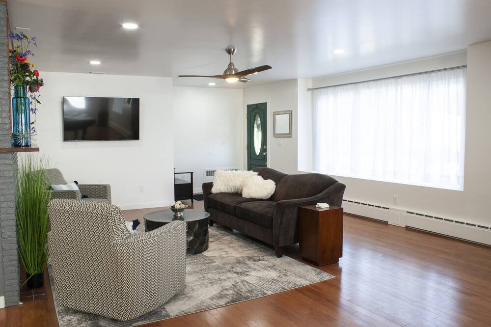 Photo of Livingroom in Loveland