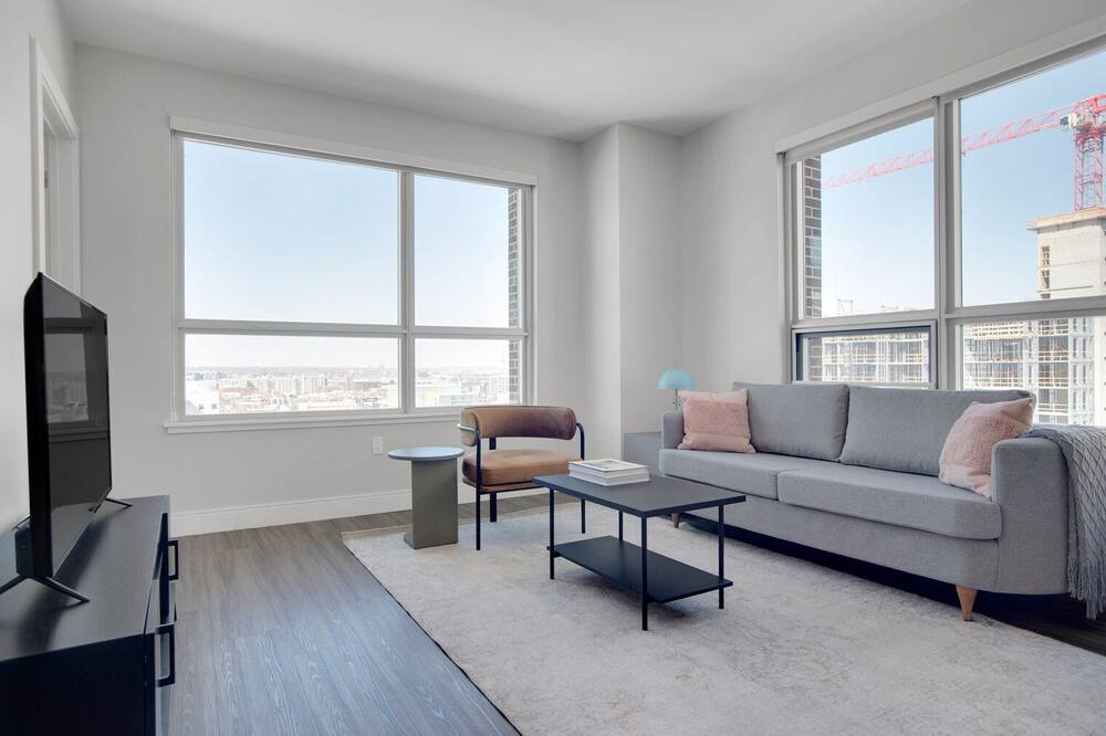 Photo of Livingroom in Five Points