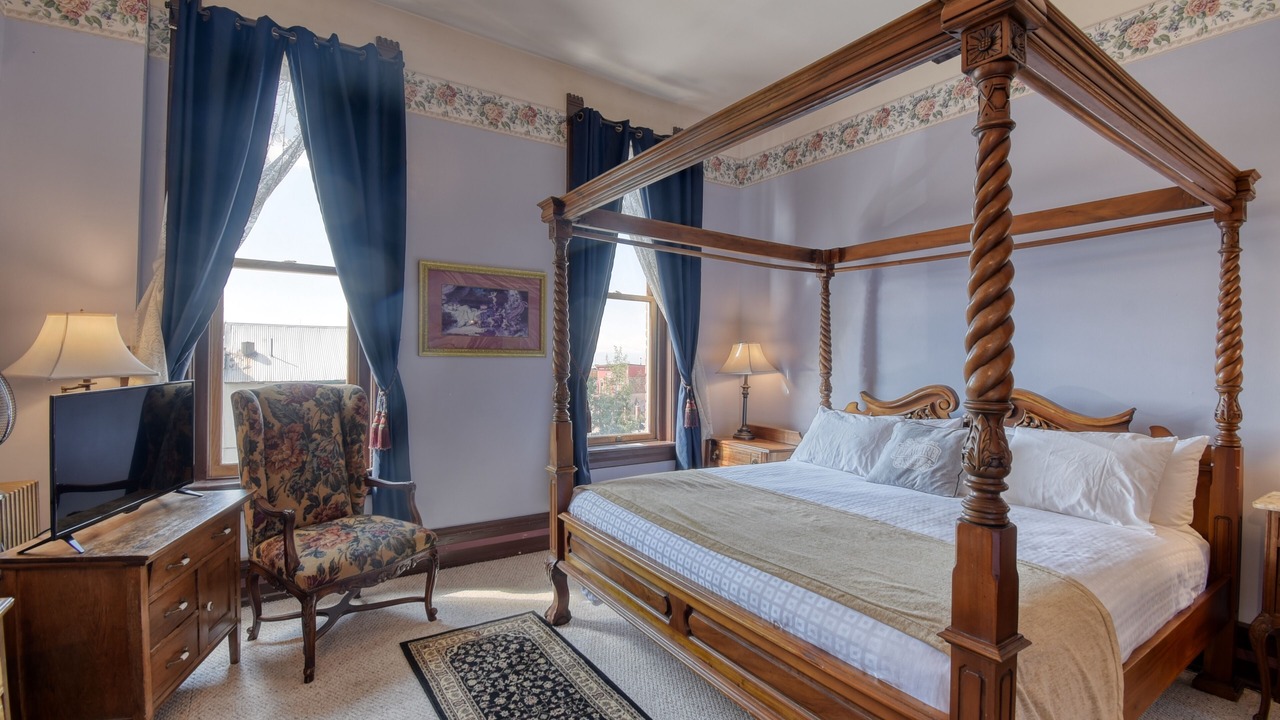 Photo of Bedroom in Leadville