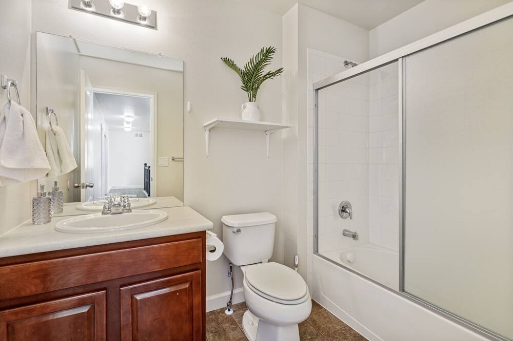 Photo of Bathroom in Aurora