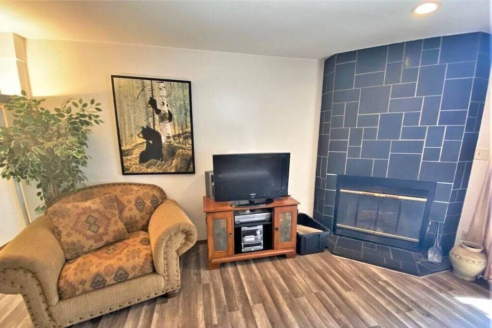 Photo of Livingroom in Purgatory