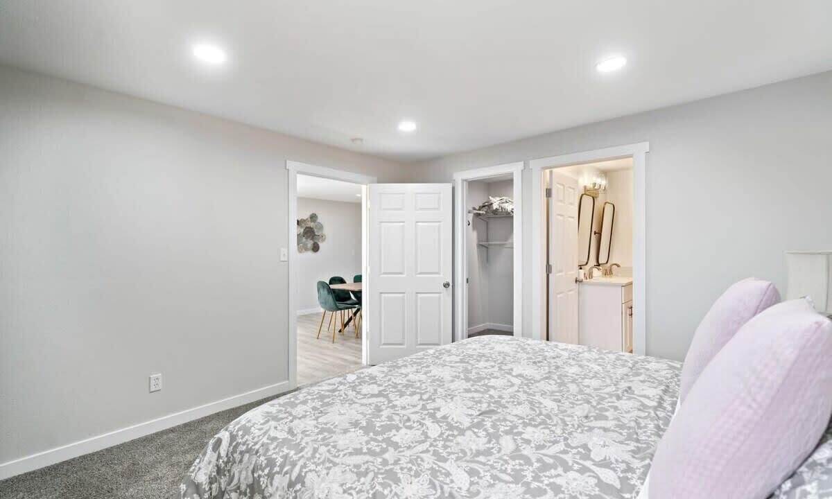 Photo of Bedroom in Arvada Plaza Area