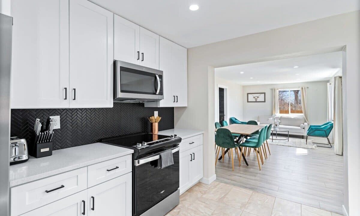Photo of Kitchen in Arvada Plaza Area