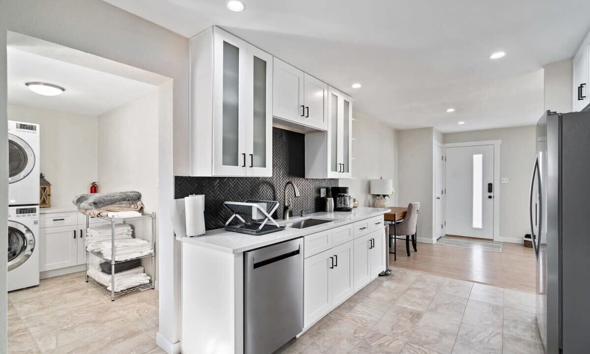 Photo of Kitchen in Arvada Plaza Area