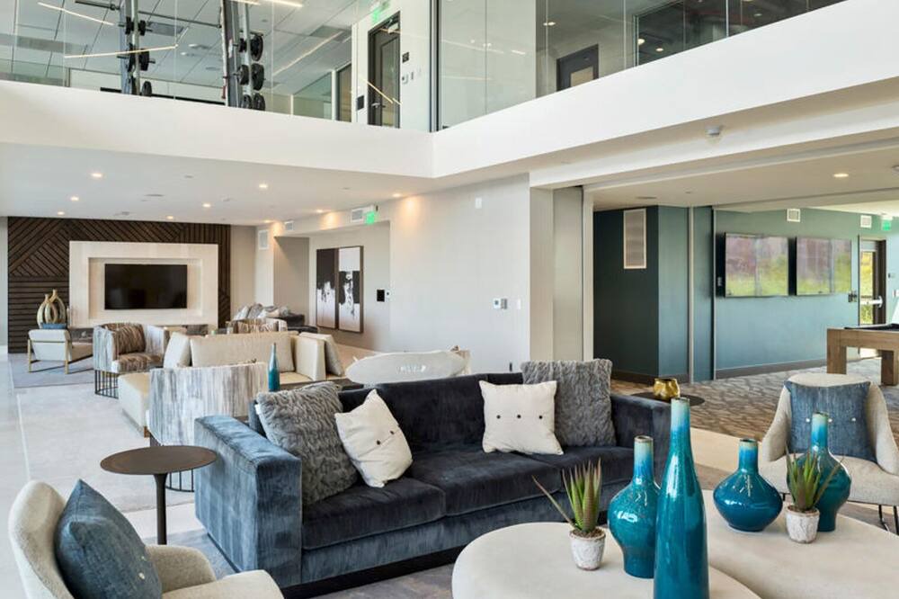 Photo of Livingroom in Five Points