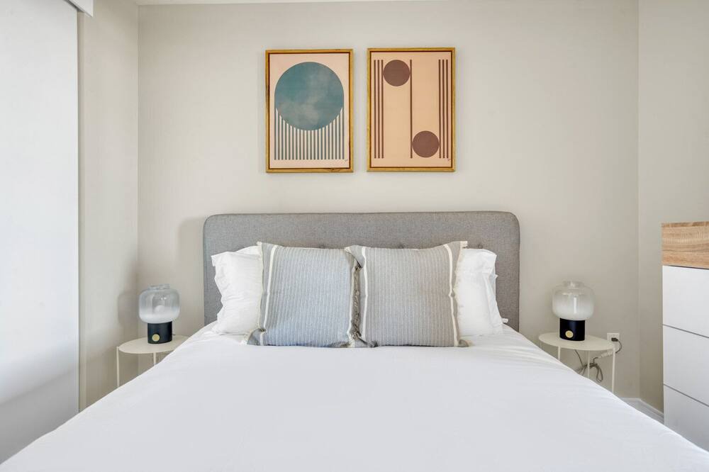 Photo of Bedroom in Five Points