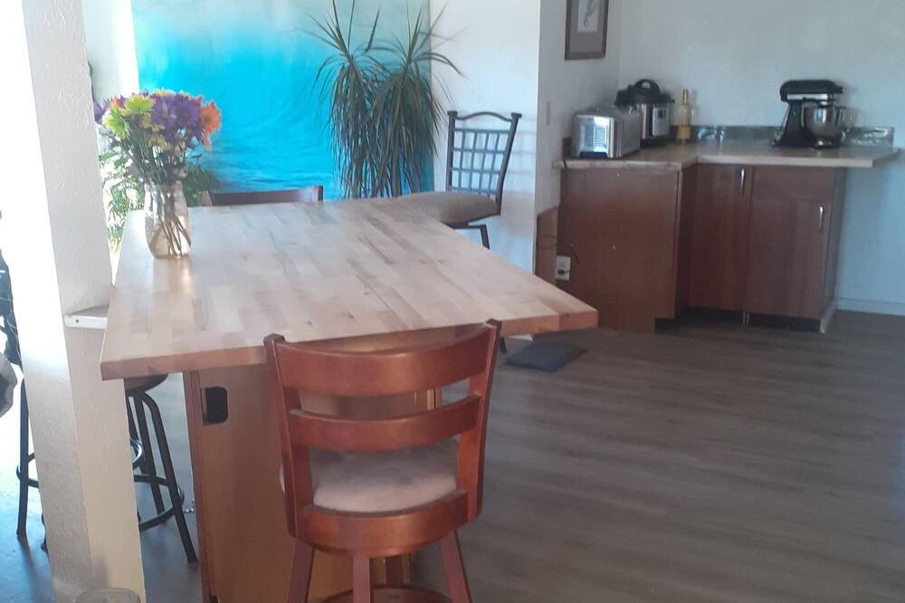 Photo of Kitchen in Evergreen Meadows