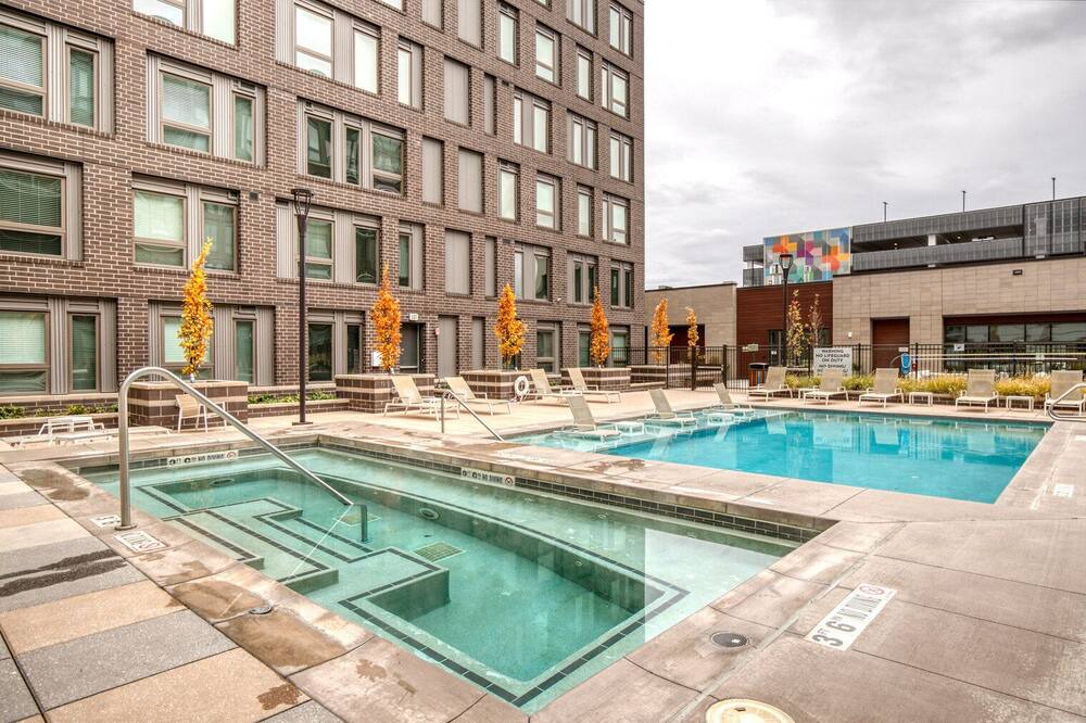Photo of Outdoor in Hale