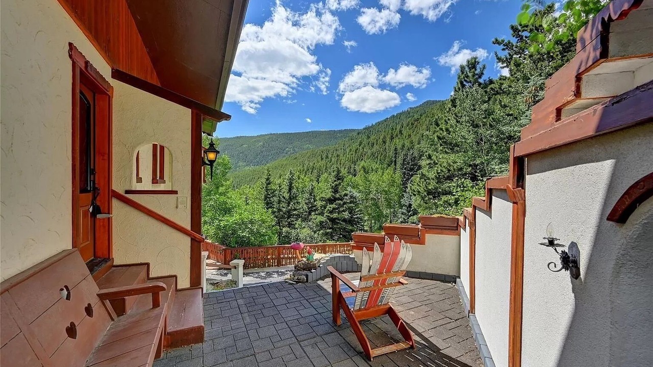 Photo of Patio Balcony in Evergreen