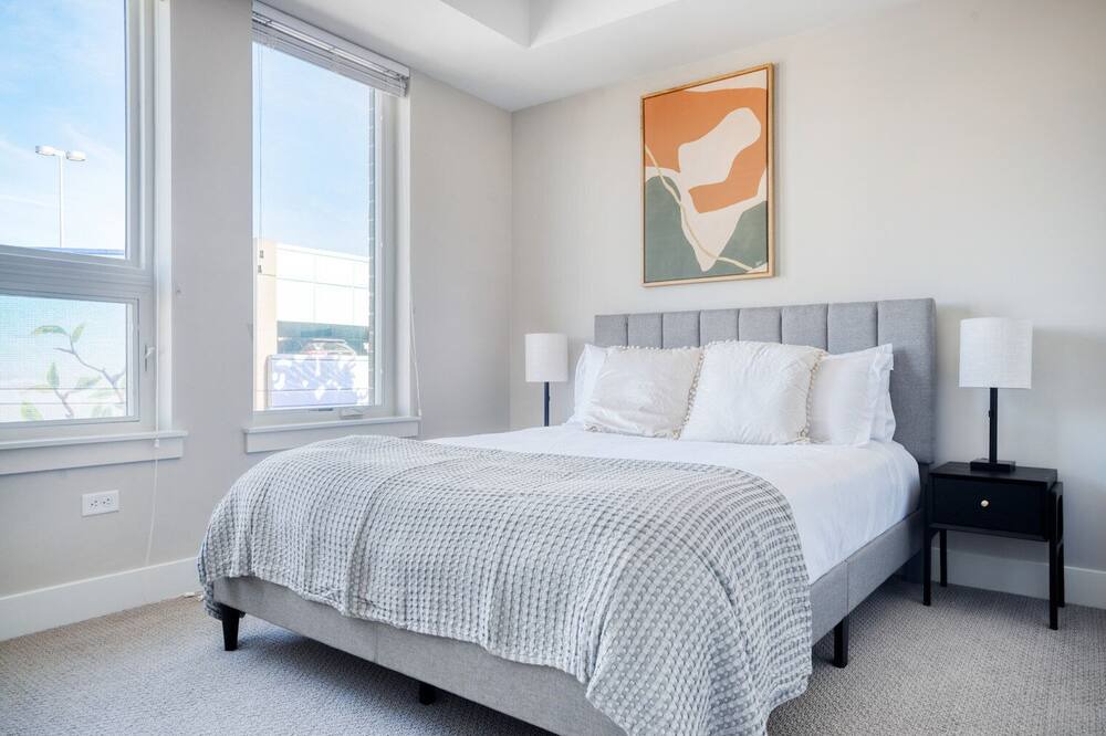 Photo of Bedroom in Hale