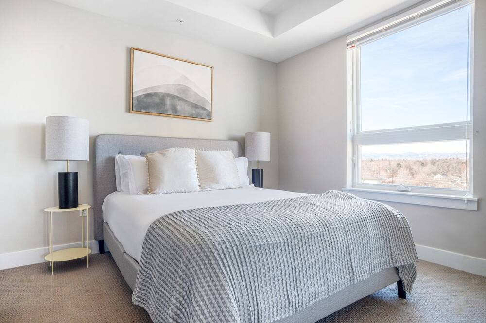 Photo of Bedroom in Hale