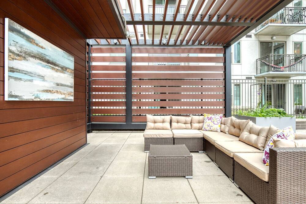 Photo of Outdoor in Hale